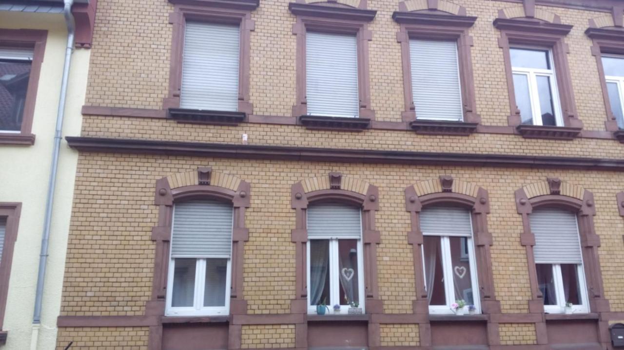 Familien Zimmer Kaiserslautern Exterior foto